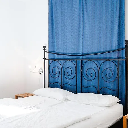 4 Pieces Lumineuse Avec Terrasse, Garage, 6 Couchages, Proche Et Commerces, Narbonne-plage - Fr-1-409-19